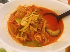 辣海鲜面-桃园中华料理炸酱面(燕儿岛路店)