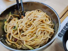 -灵芝妹子海鲜米线(香炉礁山姆店)