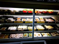 面包甜点陈列柜-碎怂烤肉(钟楼柳巷店)