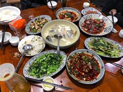 -将就吃农家特色土菜馆