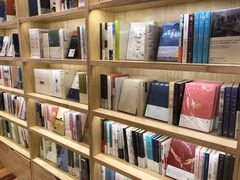 -猫的天空之城概念书店(印象城购物中心店)