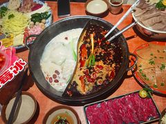 -周小明火锅(黑金冠社区店)