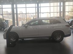 -天津波士信达奔驰4S店(卫津南路店)