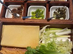 -五谷丰登农家院·地道胶东菜·海鲜烧烤(威海店)