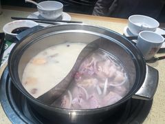 -煲大王猪肚鸡·椰子鸡火锅(红谷滩万达店)