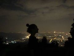 -鬼笑石后山停车场