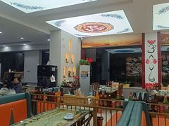 -壹阁胡羊焖饼(特色小吃街店)