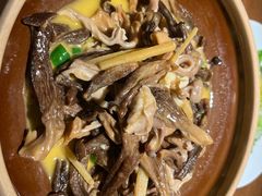 -沅江水·湖南家宴(南村万博长隆商圈店)