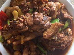 -天乐农家鱼头王(天目湖店)