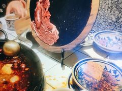 -旧街市鲜货老火锅(大光路店)