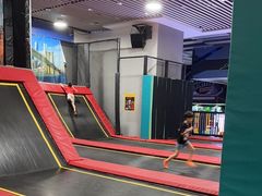 -嗨马乐动室内潮玩运动·团建·轰趴·桌游(南丰汇店)
