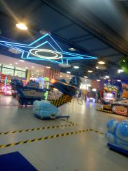 -咔叮卡丁·儿童室内赛车馆