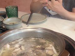 -喃喃椰·糟粕醋·椰子鸡火锅(七堡花园店)
