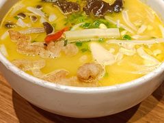 -云海肴·汽锅鸡·云南代表菜(天山百盛优客店)