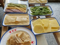 -贤合庄卤味火锅(济南泉城路店)