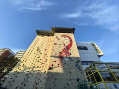 -问山MountQuest攀岩馆