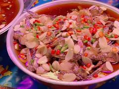 -席娜卡琳火车铁道夜市