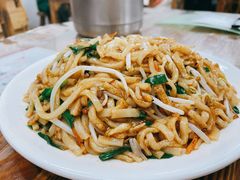 -正宗普宁豆干坊·洪记砂锅粥(红领巾路店)