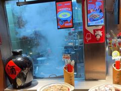 -湘西小馆(滨河路店)