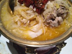 大骨头炖酸菜(小份)-关东小磨东北菜(漕河泾印象城店)