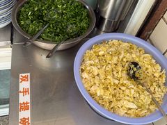 -珀玉莲花白米线店