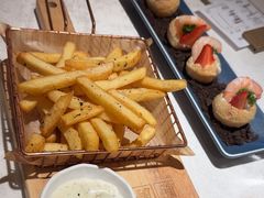 -俄士厨房(环球港店)