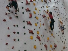 -山之巅攀岩馆(太古城店)