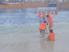 -四季贵州·山地温泉水世界