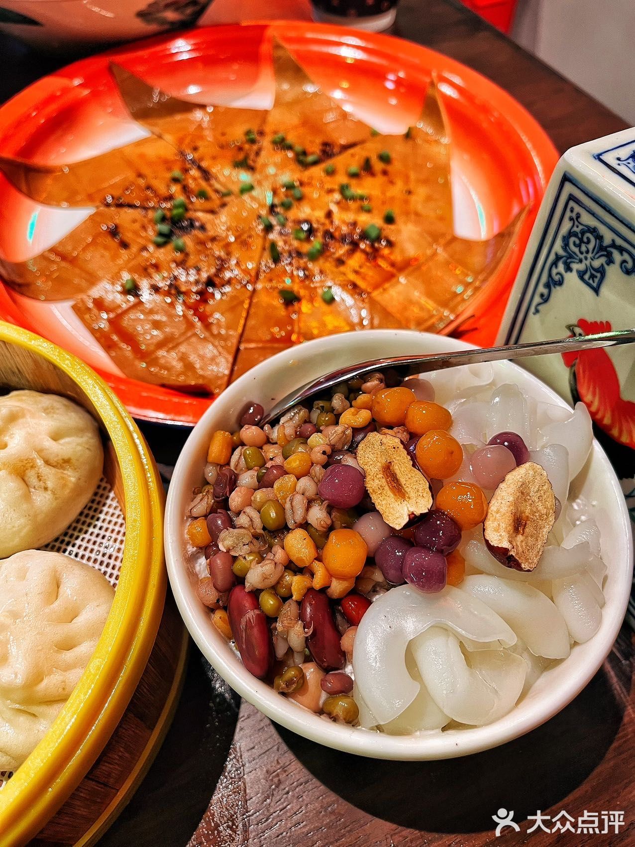 谁说济南没有公路夜市火锅？就在泉城路！