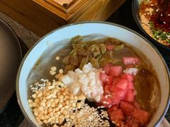 -渝涯重庆豆花老火锅(中赢国际店)