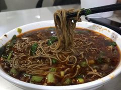-崇州余荞面(落虹桥店)