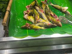 -金马门国际美食百汇(珞喻路店)