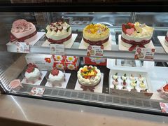 -花花卷卷·鲜食蛋糕(静安久光百货店)