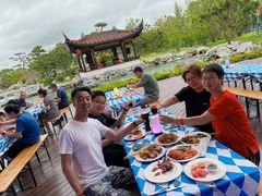 -上海滴水湖皇冠假日酒店