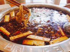 -刘胖娃鱼庄·特色肥肠鱼(杨家坪店)