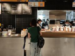 -麦当劳(中山公园龙之梦店)
