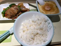 -老乡鸡(上海品尊国际中心店)