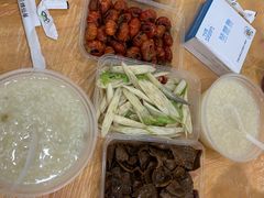 -蓝精灵饺子店