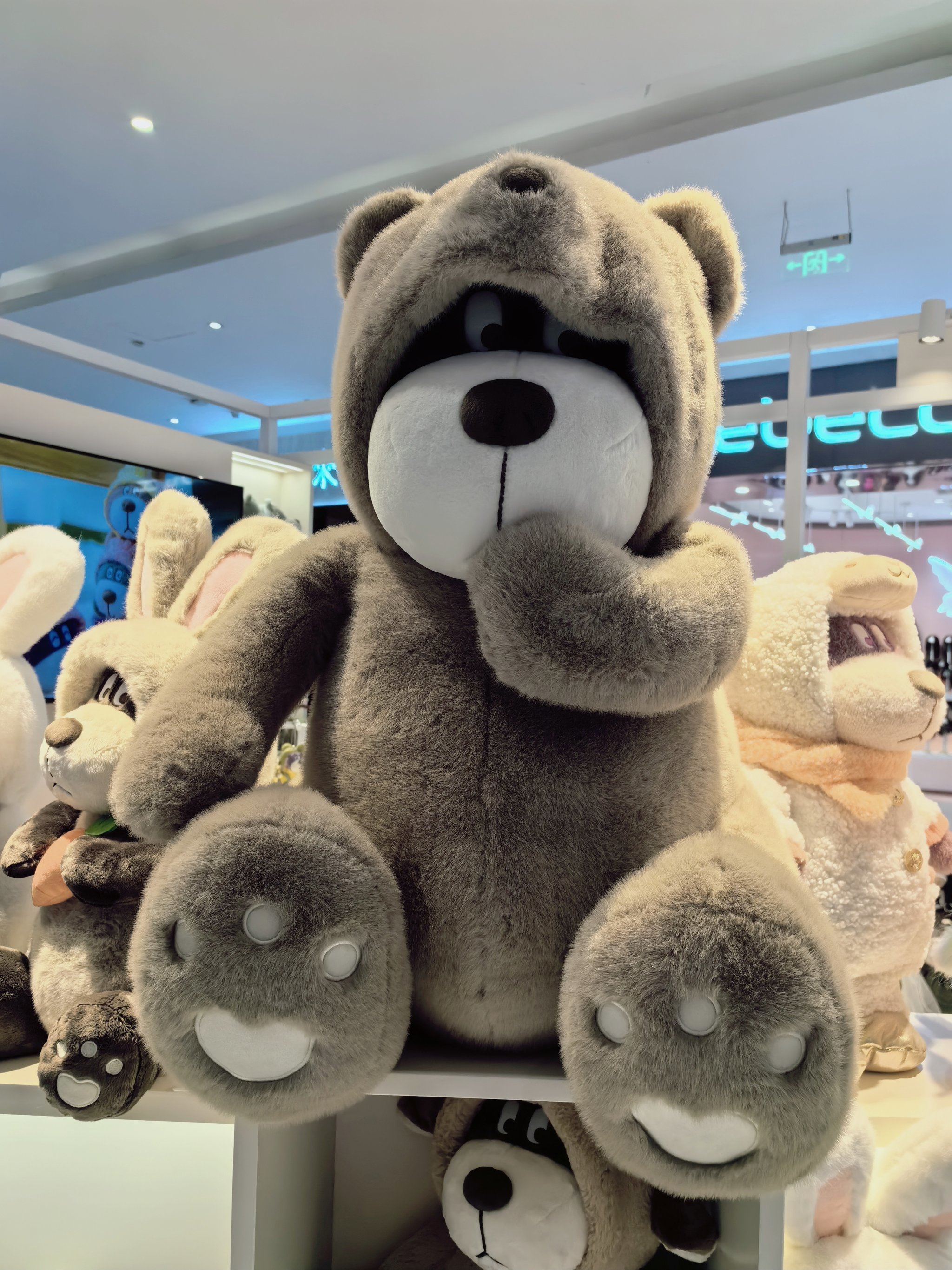 国潮品牌-小熊汉斯在你身边