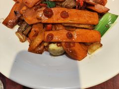 干锅黑山猪炒胡萝卜-金鼎轩(亚运村店)