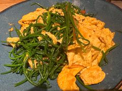 沙葱炒土鸡蛋-耶里夏丽·新疆菜·家庭聚场(百联中环购物广场店)