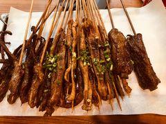 -陈员外正宗夹江烧烤(广福路店)