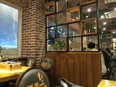 大堂-喝丢一只鞋海鲜烧烤·海肠捞饭(文体街店)