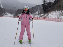 -亚布力新体委滑雪场