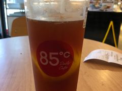 -85度C(生甜甜圈研究工坊·上海局门店)