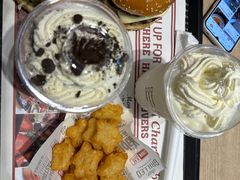 -The Habit Burger Grill 哈比特汉堡(爱琴海店)