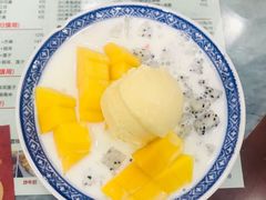 -赵记传承特色牛奶甜品(泉城广场店)