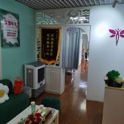 -亮丽妈妈·催乳通乳·产后恢复(万达店)