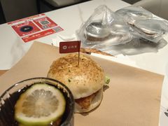 -必胜客(松雷店)