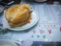 猪扒包-义顺牛奶公司(新马路老店)